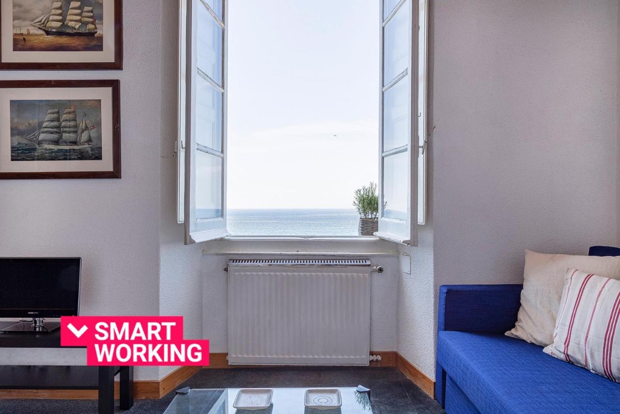 Apartment Il Mare Di Da Un Oblo By Wonderful Italy