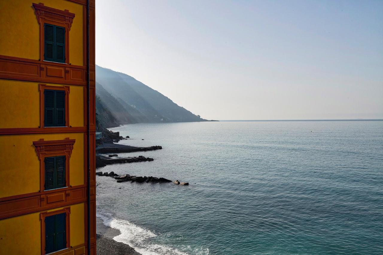 Il Mare Di Da Un Oblo By Wonderful Italy *